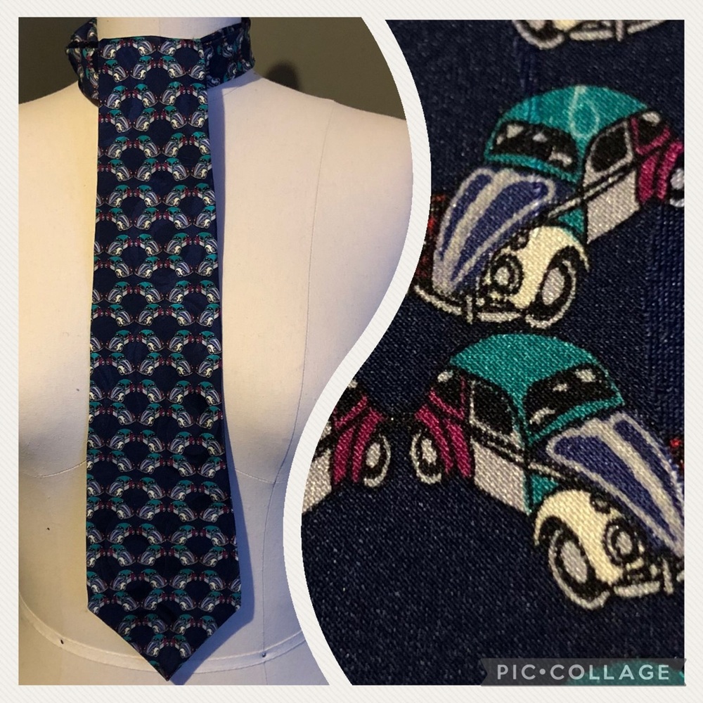 Volkswagen Beetle Navy Blue 100% Silk necktie cars All over Novelty Men’s tie 💙